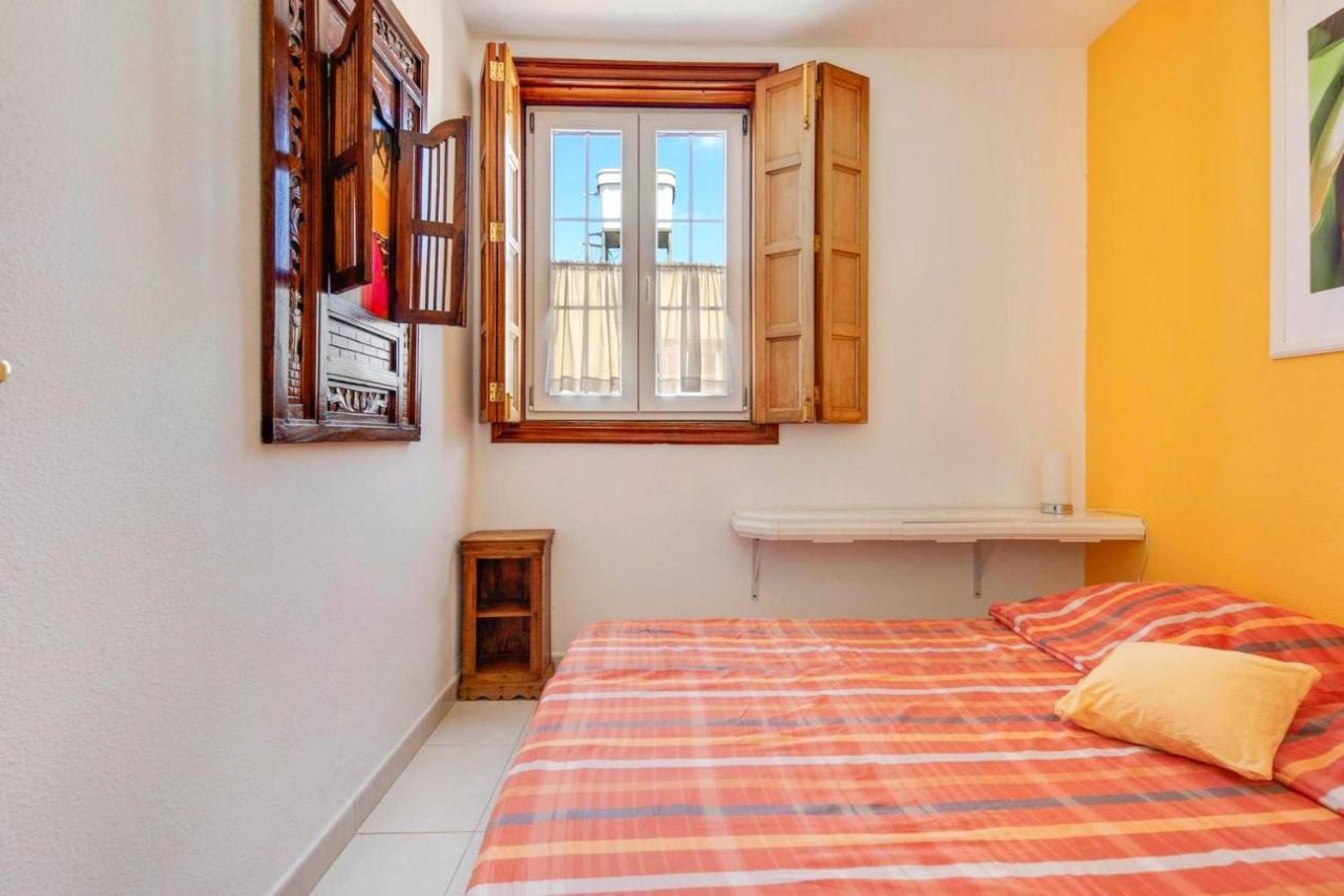 ארונה Remarkable 2-Bed House In Arona מראה חיצוני תמונה